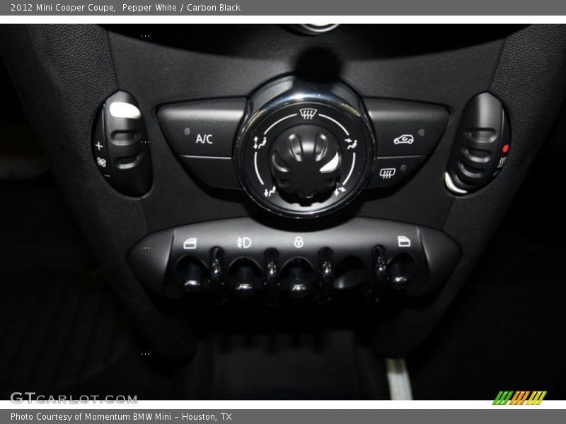 Pepper White / Carbon Black 2012 Mini Cooper Coupe
