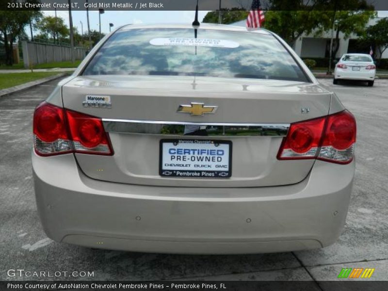 Gold Mist Metallic / Jet Black 2011 Chevrolet Cruze LT