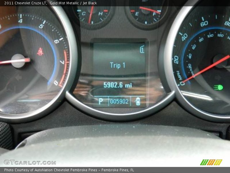 Gold Mist Metallic / Jet Black 2011 Chevrolet Cruze LT