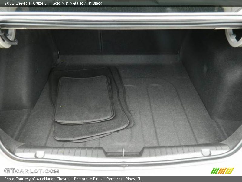 Gold Mist Metallic / Jet Black 2011 Chevrolet Cruze LT