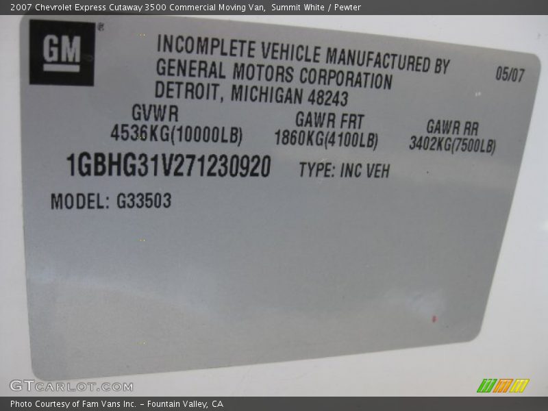 Summit White / Pewter 2007 Chevrolet Express Cutaway 3500 Commercial Moving Van