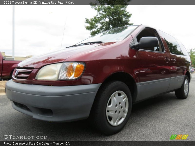 Vintage Red Pearl / Oak 2002 Toyota Sienna CE