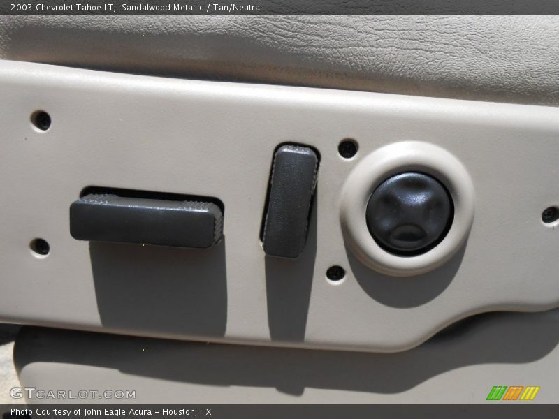 Sandalwood Metallic / Tan/Neutral 2003 Chevrolet Tahoe LT