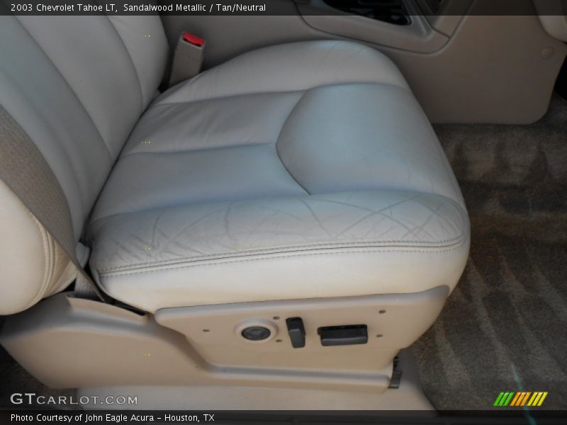 Sandalwood Metallic / Tan/Neutral 2003 Chevrolet Tahoe LT