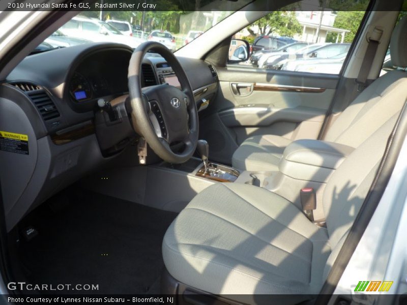 Radiant Silver / Gray 2010 Hyundai Santa Fe GLS