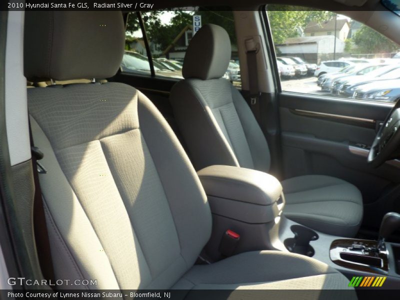 Radiant Silver / Gray 2010 Hyundai Santa Fe GLS