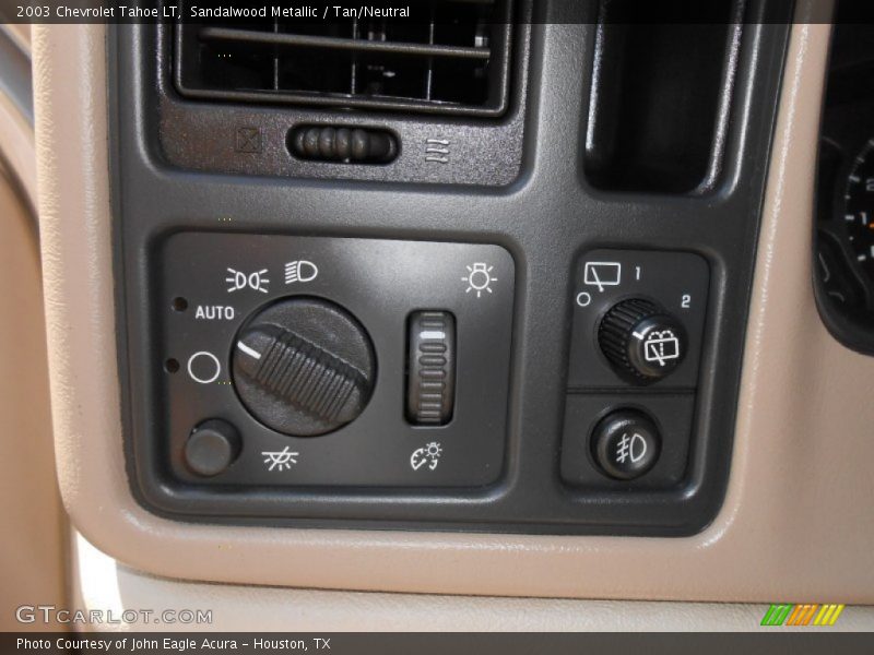Sandalwood Metallic / Tan/Neutral 2003 Chevrolet Tahoe LT