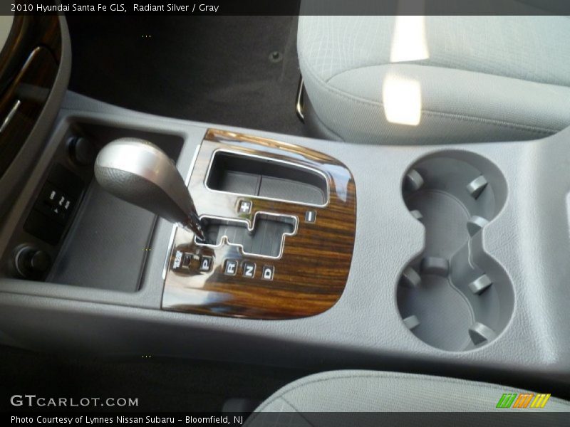Radiant Silver / Gray 2010 Hyundai Santa Fe GLS