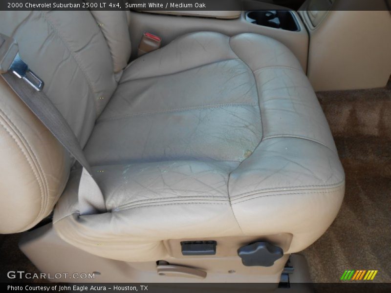 Summit White / Medium Oak 2000 Chevrolet Suburban 2500 LT 4x4