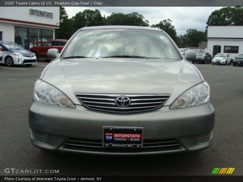 Phantom Gray Pearl / Gray 2005 Toyota Camry LE V6