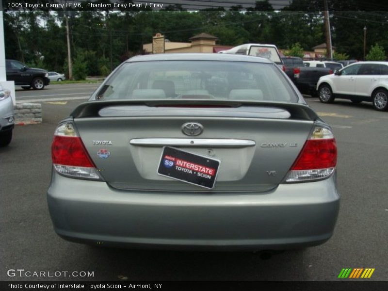 Phantom Gray Pearl / Gray 2005 Toyota Camry LE V6