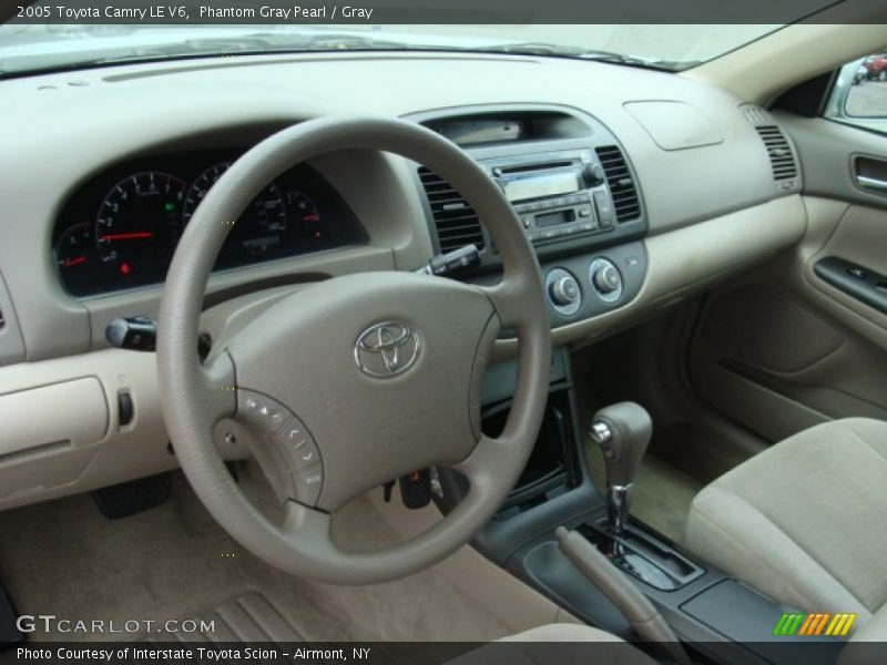 Phantom Gray Pearl / Gray 2005 Toyota Camry LE V6