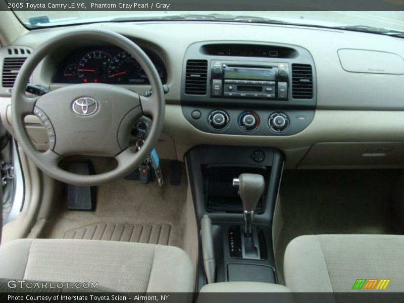Phantom Gray Pearl / Gray 2005 Toyota Camry LE V6