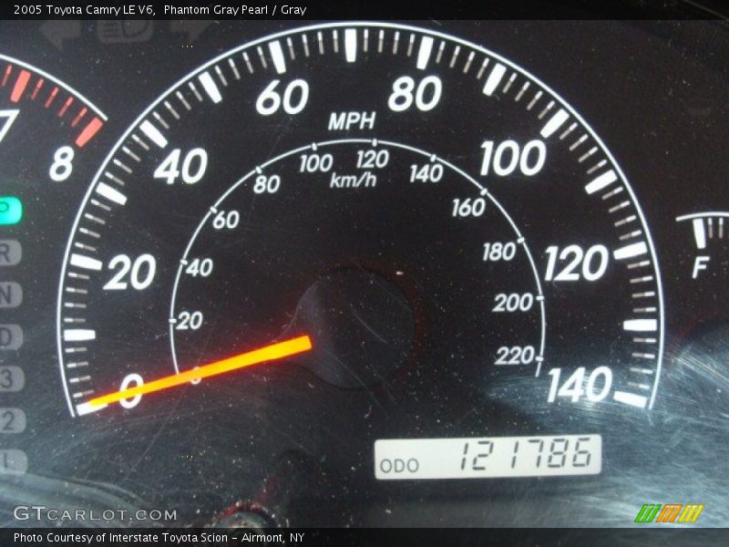 Phantom Gray Pearl / Gray 2005 Toyota Camry LE V6