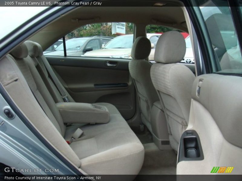 Phantom Gray Pearl / Gray 2005 Toyota Camry LE V6