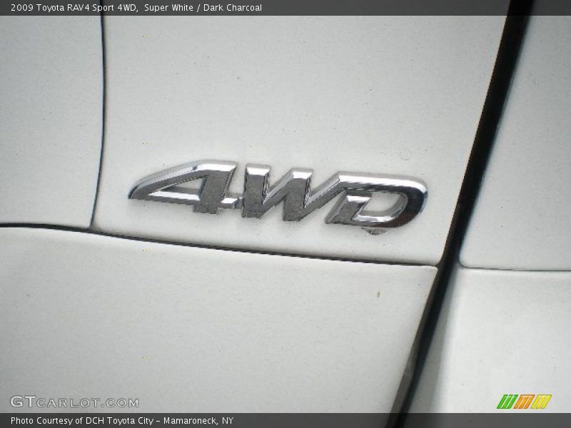 Super White / Dark Charcoal 2009 Toyota RAV4 Sport 4WD