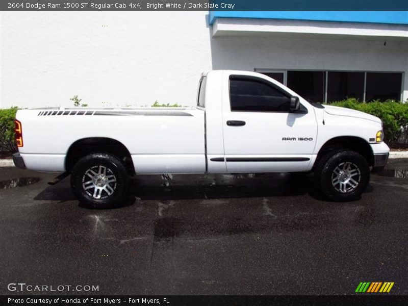 Bright White / Dark Slate Gray 2004 Dodge Ram 1500 ST Regular Cab 4x4