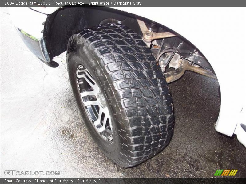 Bright White / Dark Slate Gray 2004 Dodge Ram 1500 ST Regular Cab 4x4