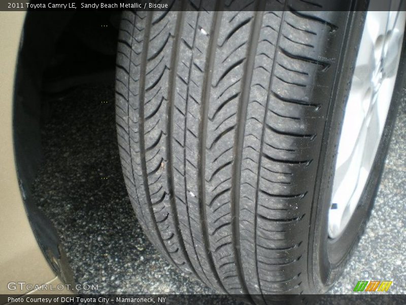 Sandy Beach Metallic / Bisque 2011 Toyota Camry LE