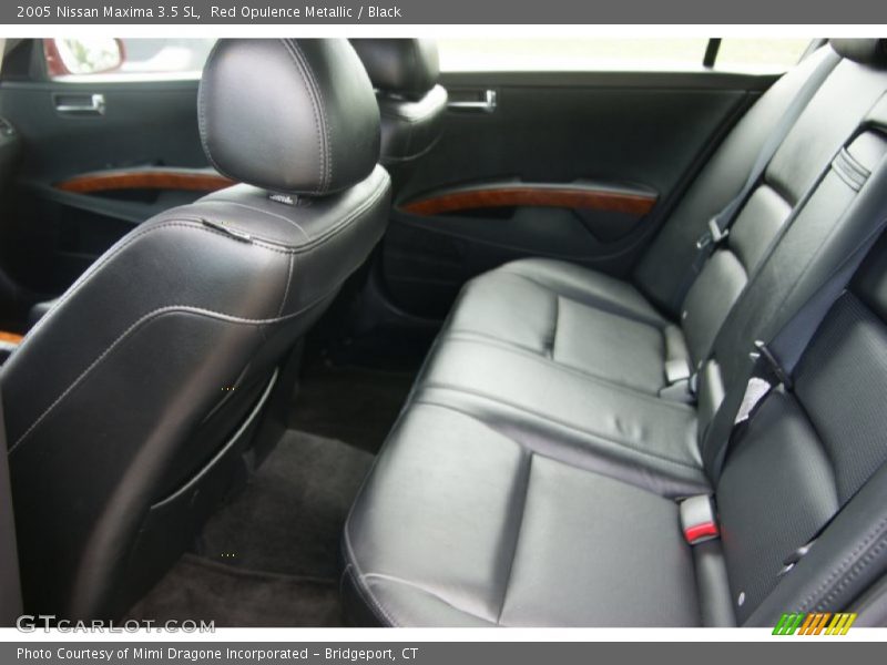 Red Opulence Metallic / Black 2005 Nissan Maxima 3.5 SL