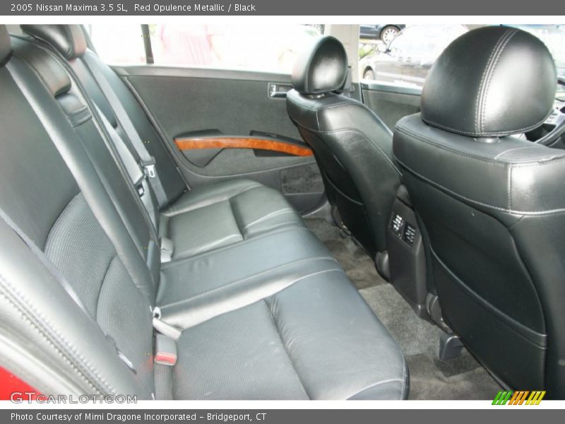 Red Opulence Metallic / Black 2005 Nissan Maxima 3.5 SL