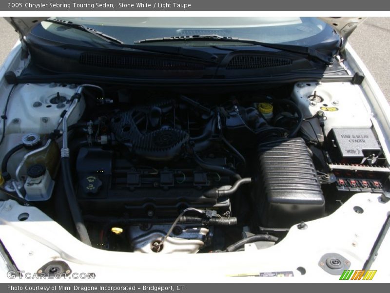 Stone White / Light Taupe 2005 Chrysler Sebring Touring Sedan