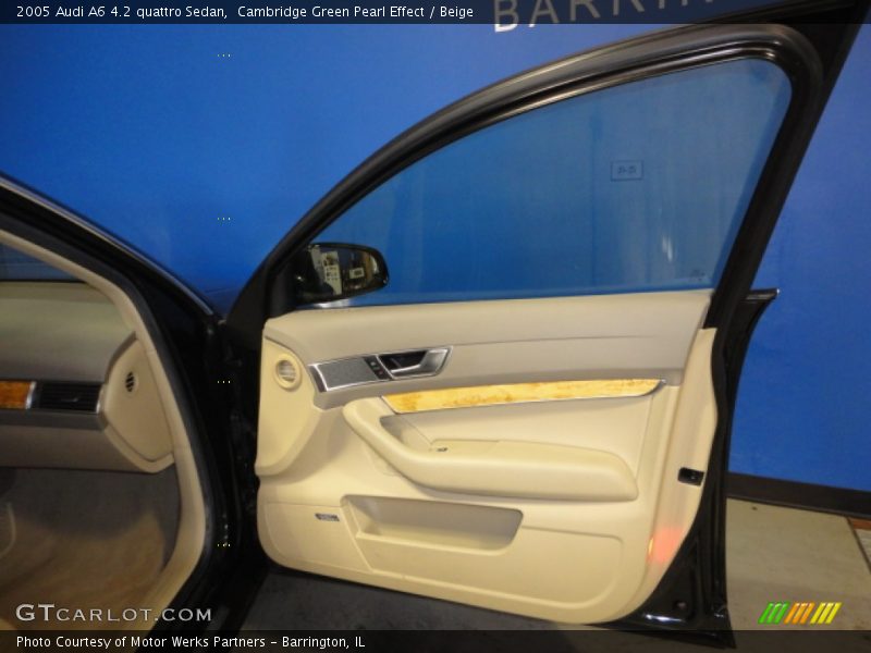 Cambridge Green Pearl Effect / Beige 2005 Audi A6 4.2 quattro Sedan