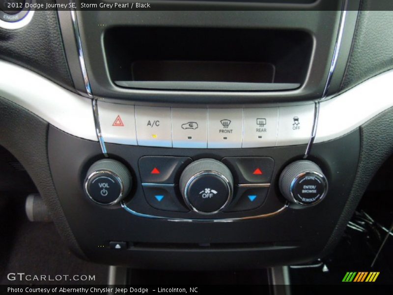 Storm Grey Pearl / Black 2012 Dodge Journey SE