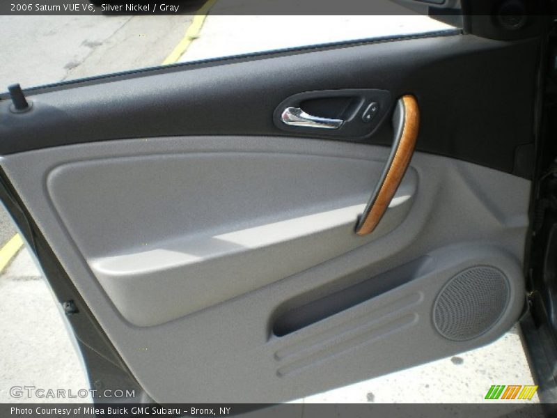 Silver Nickel / Gray 2006 Saturn VUE V6