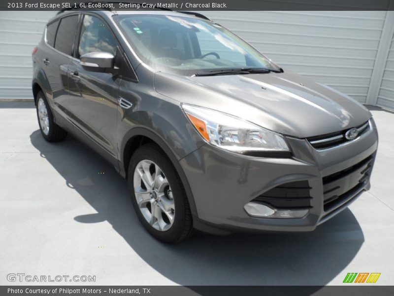 Front 3/4 View of 2013 Escape SEL 1.6L EcoBoost