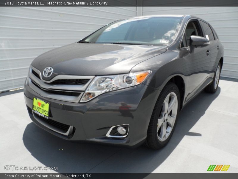 Magnetic Gray Metallic / Light Gray 2013 Toyota Venza LE