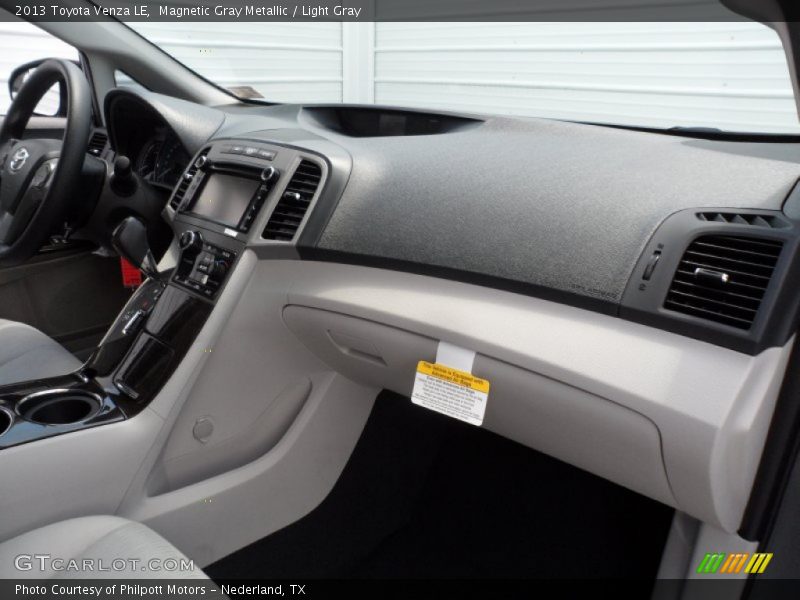 Dashboard of 2013 Venza LE