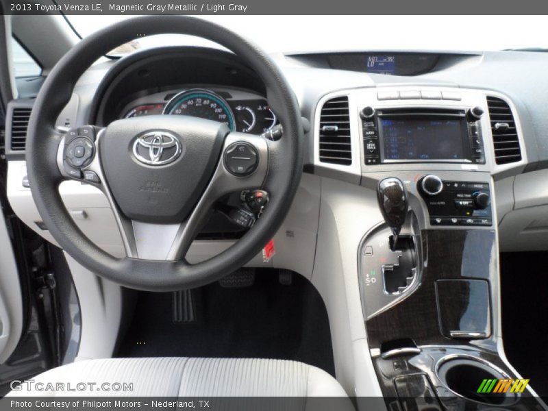 Dashboard of 2013 Venza LE