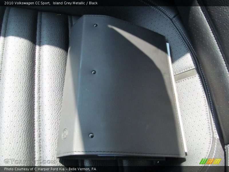 Island Grey Metallic / Black 2010 Volkswagen CC Sport