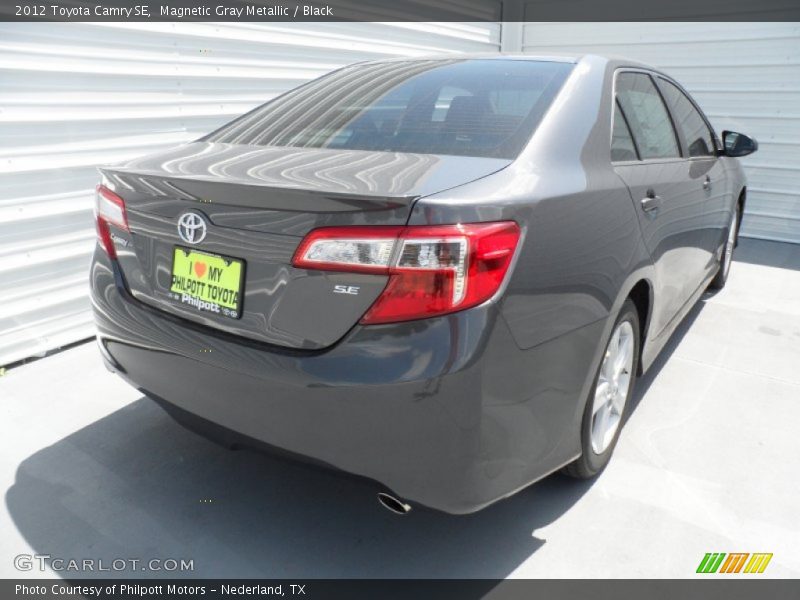 Magnetic Gray Metallic / Black 2012 Toyota Camry SE