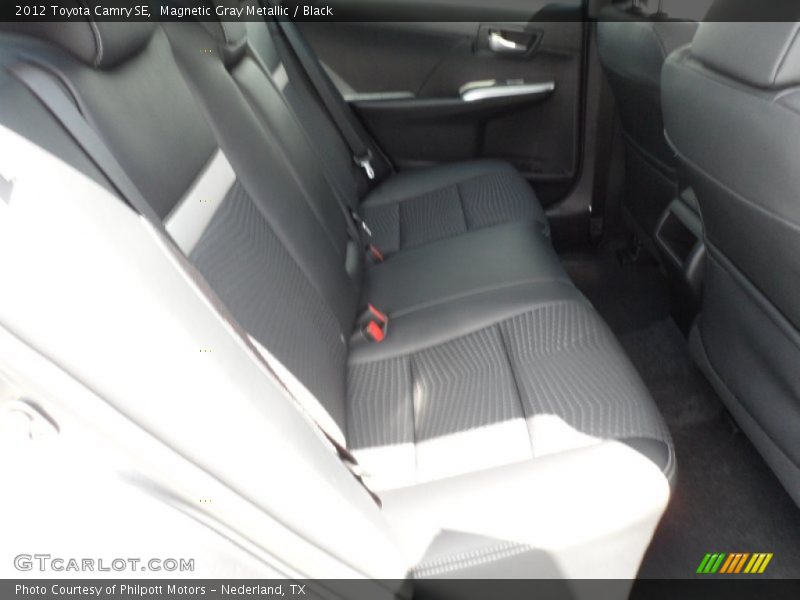 Magnetic Gray Metallic / Black 2012 Toyota Camry SE