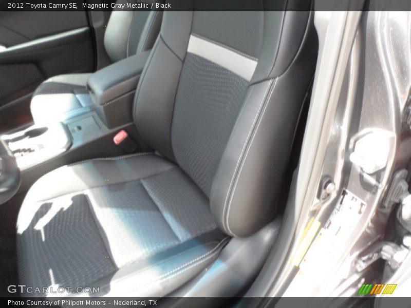 Magnetic Gray Metallic / Black 2012 Toyota Camry SE