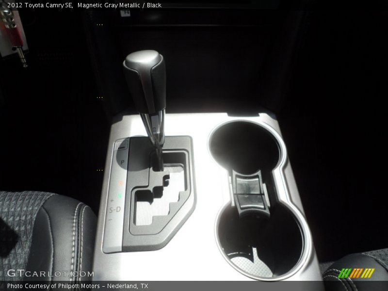 Magnetic Gray Metallic / Black 2012 Toyota Camry SE