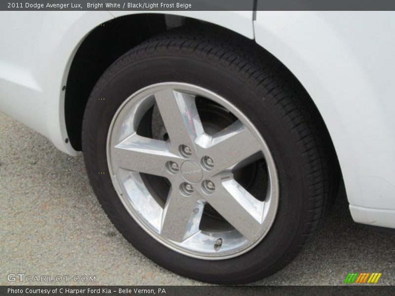 Bright White / Black/Light Frost Beige 2011 Dodge Avenger Lux