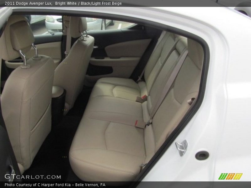 Bright White / Black/Light Frost Beige 2011 Dodge Avenger Lux