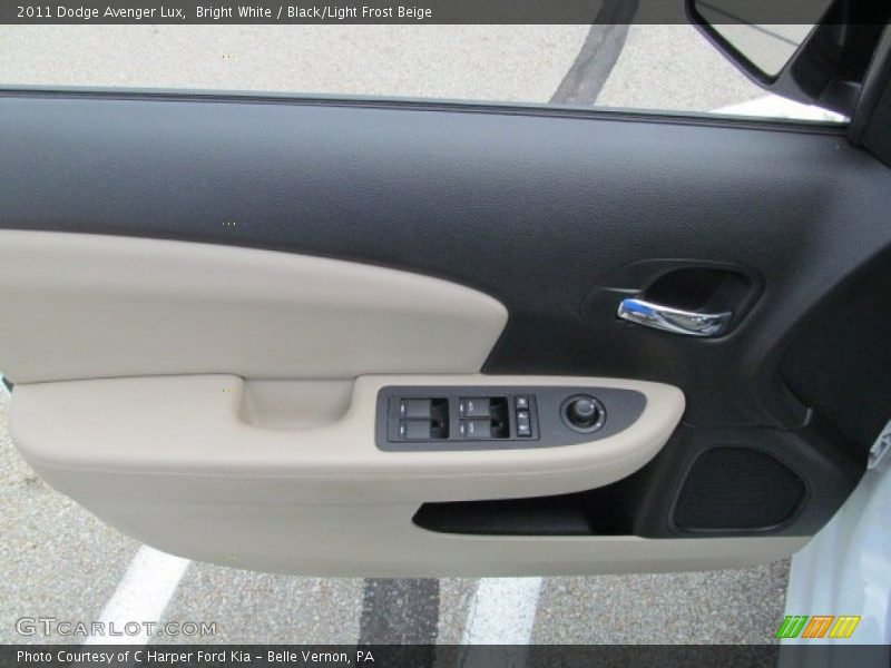 Bright White / Black/Light Frost Beige 2011 Dodge Avenger Lux