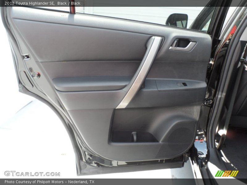 Black / Black 2012 Toyota Highlander SE