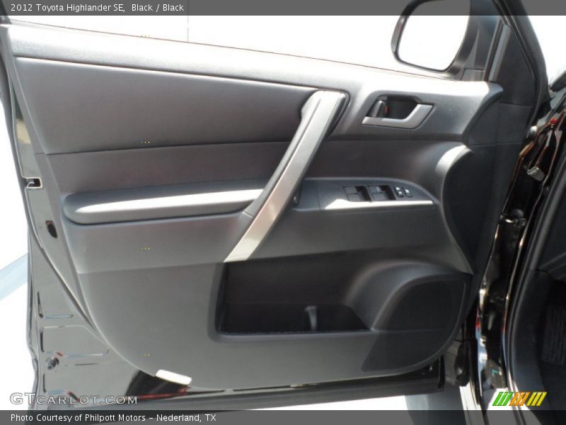 Black / Black 2012 Toyota Highlander SE