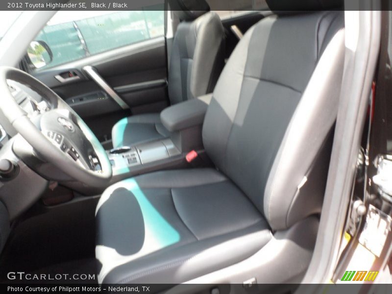 Black / Black 2012 Toyota Highlander SE
