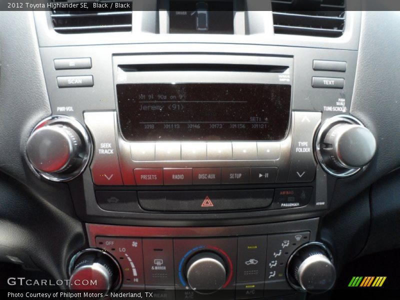 Black / Black 2012 Toyota Highlander SE