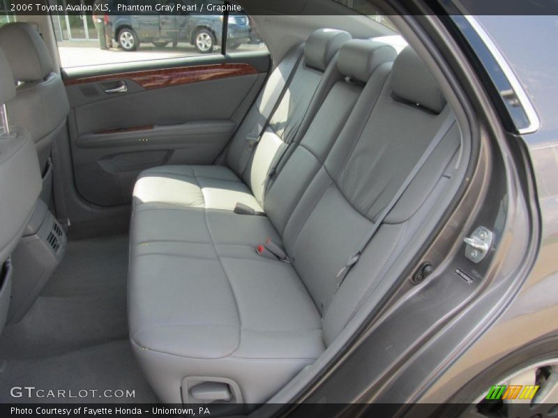 Phantom Gray Pearl / Graphite 2006 Toyota Avalon XLS