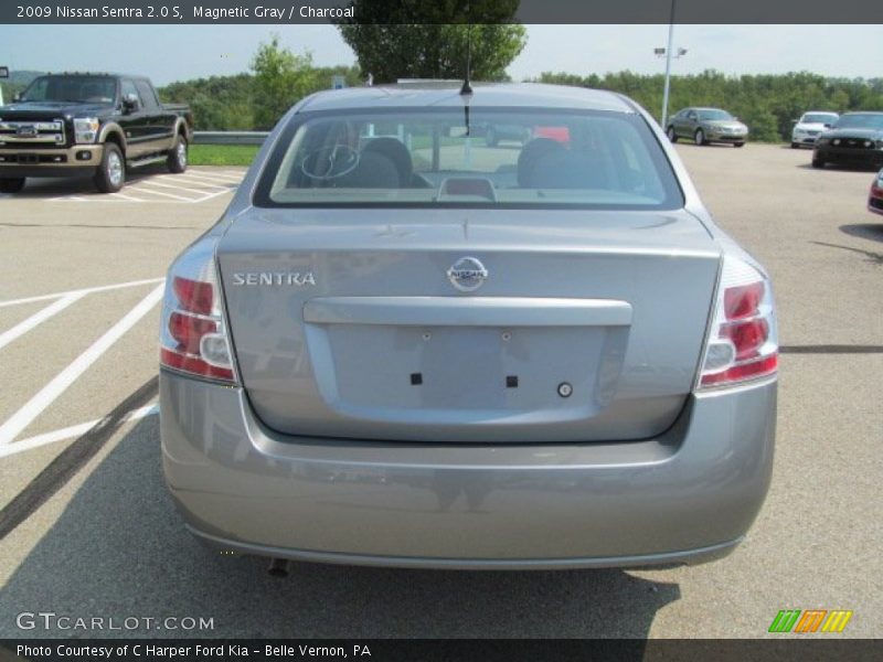 Magnetic Gray / Charcoal 2009 Nissan Sentra 2.0 S