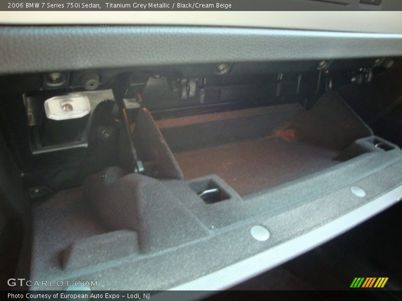 Titanium Grey Metallic / Black/Cream Beige 2006 BMW 7 Series 750i Sedan