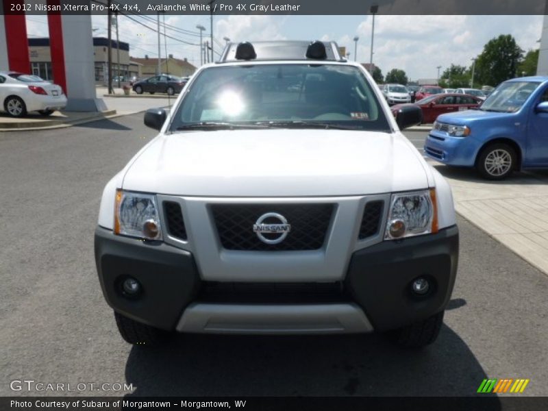 Avalanche White / Pro 4X Gray Leather 2012 Nissan Xterra Pro-4X 4x4