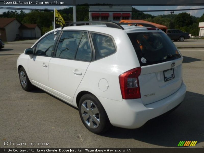 Clear White / Beige 2009 Kia Rondo LX